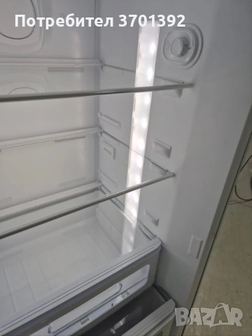 Хладилник Smeg, снимка 5 - Хладилници - 52327414