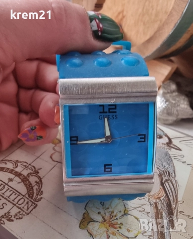 Guess страхотен дамски часовник