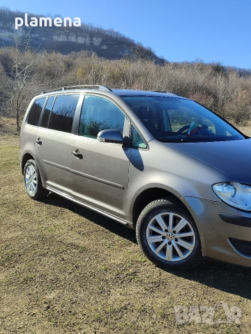 Vw Touran 1.9 Tdi , снимка 5 - Автомобили и джипове - 49414629