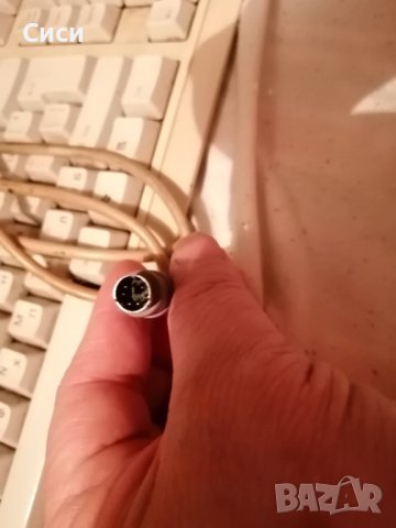 Клавиатура , снимка 2 - Клавиатури и мишки - 37340369