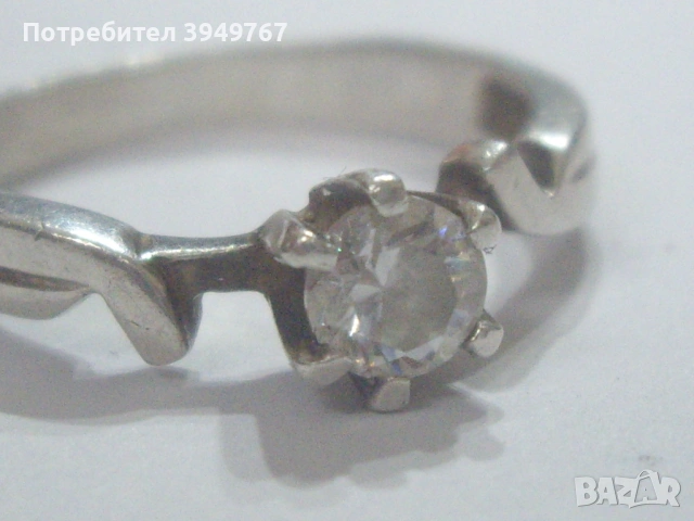 Сребърен пръстен с бял камък., снимка 4 - Пръстени - 54361914