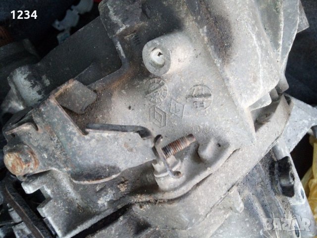 Скоростна кутия за Рено16 бензин, снимка 4 - Части - 31606616