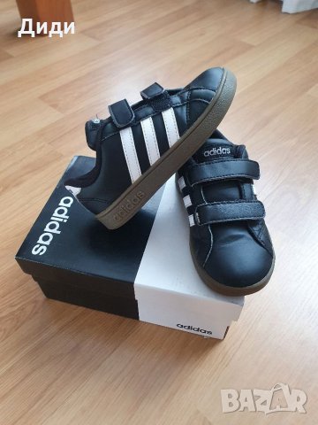 Маратонки Адидас , снимка 2 - Детски маратонки - 34139398