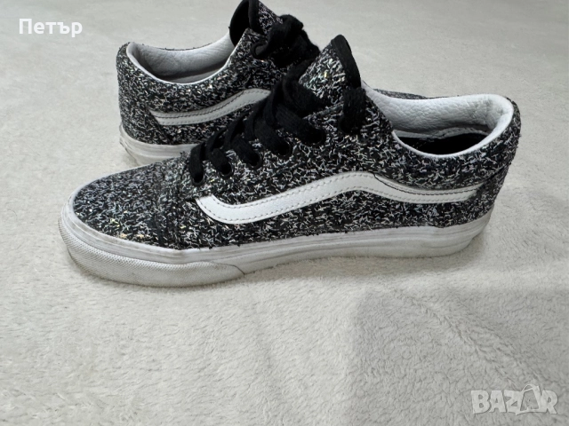 Дамски сникерси VANS, снимка 2 - Дамски ежедневни обувки - 51527275