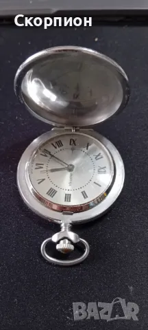 Джобен часовник - Молния - СССР с капаци РИМСКИ ЦИФРИ