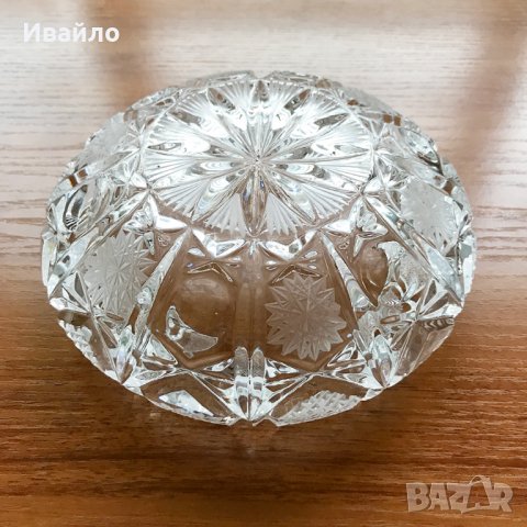 Масивен кристален пепелник, снимка 3 - Декорация за дома - 30865480