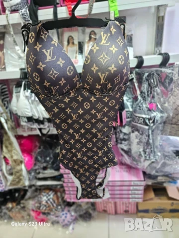 бански christian dior louis vuitton burberry versace , снимка 9 - Бански костюми - 51026163
