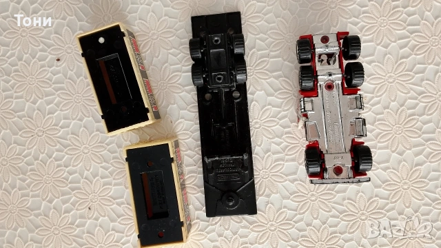 Matchbox Peterbilt convoy , снимка 3 - Коли, камиони, мотори, писти - 54359249