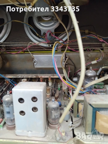 Стар радиограмфон Латвия., снимка 6 - Антикварни и старинни предмети - 54196776