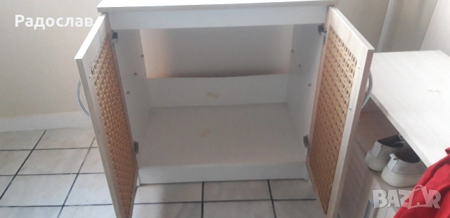 скрин , снимка 2 - Дивани и мека мебел - 54150455