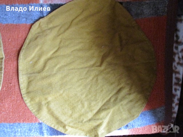 Възглавници кръгли многоцветни/ушити от майстор -шивач/  и квадратни/зелени и червени/ за стол, снимка 5 - Възглавници - 33814572