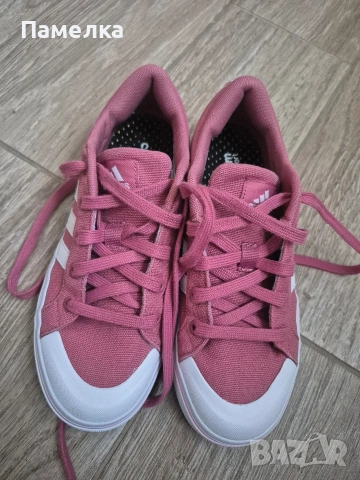 Маратонки Adidas 