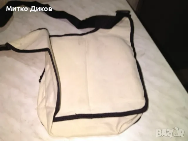 Чанта през рамо промазан плат Даун анд аут 25х25см отлична, снимка 3 - Чанти - 49796129