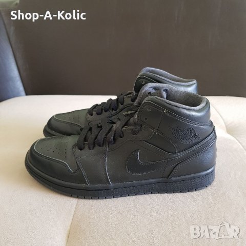 NIKE AIR JORDAN 1 Mid "Triple Black", снимка 1 - Кецове - 38414397