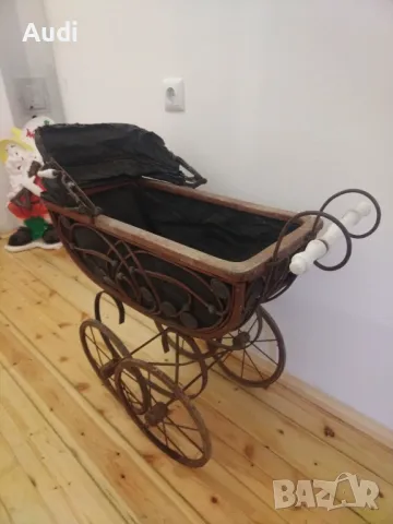 Винтидж ретро количка за кукли Викториански стил Ръчно изработена от естествени материали. , снимка 16 - Антикварни и старинни предмети - 49667702
