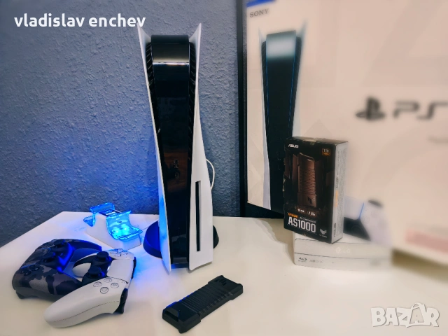 PlayStation 5 2TB + 22 игри Jailbreak (Отключен) 2 контролера, снимка 4 - PlayStation конзоли - 53195462