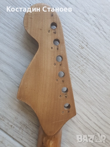 Продавам тяло и три грифа за китара, снимка 12 - Китари - 52955130