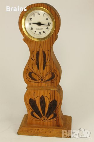 Стар Немски Часовник MERCEDES Дървена Пирографирана Основа