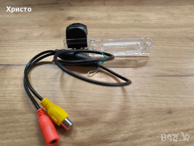 Камера за задно виждане OW TOSIN за Seat НОВА + подарък ключодържател, снимка 4 - Аксесоари и консумативи - 52232407