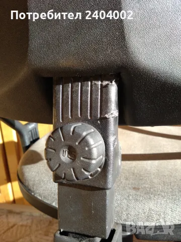 Офис стол, снимка 8 - Столове за офис - 48897444