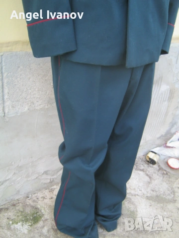 Парадна офицерска униформа, снимка 11 - Антикварни и старинни предмети - 54240461