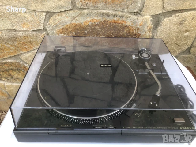 Direct drive грамофон Sanyo TP-1012UM, снимка 2 - Грамофони - 50826860