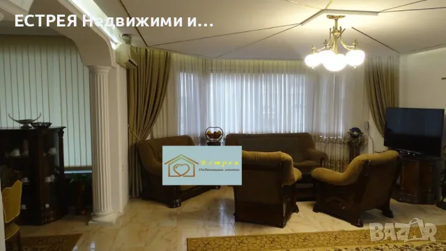 Изискан тристаен апартамент до Здравна каса , снимка 2 - Апартаменти - 50072222