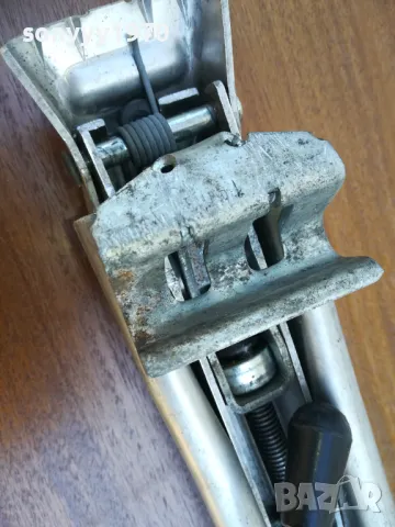 VW/SEAT-ОРИГИНАЛЕН АЛУМИНИЕВ КРИК-ВНОС SWISS 1805251641LCHERY, снимка 9 - Аксесоари и консумативи - 50335801