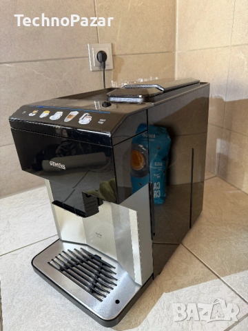 кафемашина Siemens EQ.500, снимка 3 - Кафемашини - 53295419