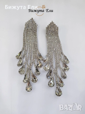 Официални обеци с бели кристали , снимка 2 - Обеци - 54122251