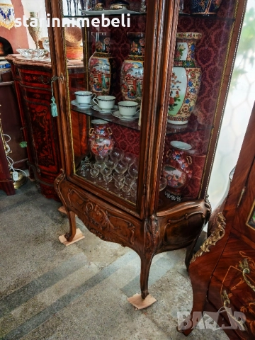 Антикварна дървена витрина , снимка 4 - Секции и витрини - 52359869