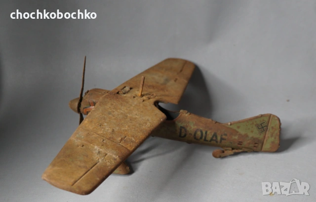 Стара Немска метална механична играчка модел самолет