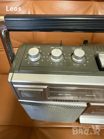 💥 Ретро радиокасетофон TELEFUNKEN CR 20 - 1981 г. - обслужен, снимка 5 - Радиокасетофони, транзистори - 48714789