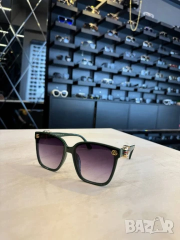 очила с черен обикновен калъф versace gucci ray ban , снимка 15 - Слънчеви и диоптрични очила - 51291909