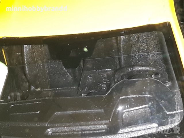 Nissan SkyLine GT R R34 Lamborghini Urus 1.24 Welly, снимка 5 - Колекции - 42338397