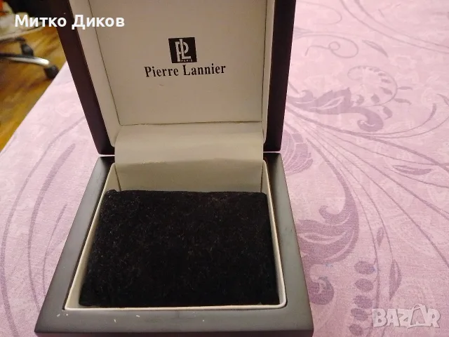 Кутии за часовник с възглавнички на Breitling и Pierre Lanier, снимка 12 - Мъжки - 55976824
