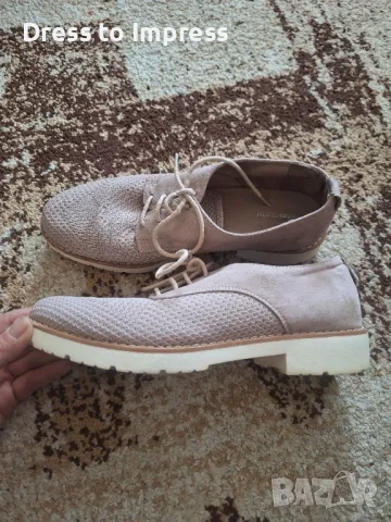 Сникърси пепел от рози Graceland, 40