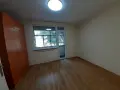 Давам под наем необзаведен апартамент, снимка 1