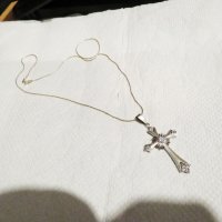 Старинен сребърен кръст Исус Христос със циркони и сребърно синджирче - притежавайте този кръст и на, снимка 3 - Колиета, медальони, синджири - 34997971