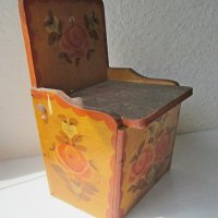 Дървена стара кутия за стена с капак, рисувана, снимка 3 - Други ценни предмети - 29729528