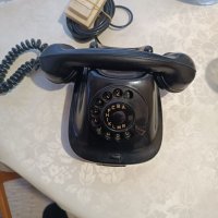 Стар бакелитен телефон Белоградчик , снимка 1 - Антикварни и старинни предмети - 40315800