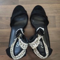 НОВИ Черни Дамски Обувки, снимка 5 - Дамски обувки на ток - 34266778