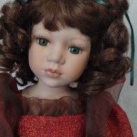 Порцеланова кукла , снимка 1 - Антикварни и старинни предмети - 42828133