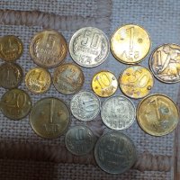 Продавам стари монети, снимка 2 - Нумизматика и бонистика - 35290278