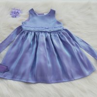 Детска официална рокля лилав сатен 9-12месеца с аксесоар за коса, снимка 12 - Бебешки рокли - 32103550