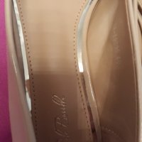 Абсолютно чисто нови обувки красиви удобни стилни, снимка 3 - Дамски ежедневни обувки - 37204103