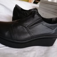 Нови обувки ест. кожа, снимка 1 - Дамски ежедневни обувки - 32074817