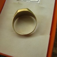 Златен пръстен с диамант брилянт, снимка 4 - Пръстени - 29965146