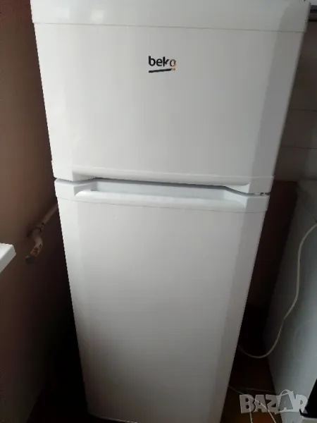 продавам хладилник с камера, снимка 1