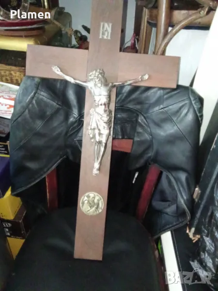 Дървен кръст с месингов Христос 2, снимка 1